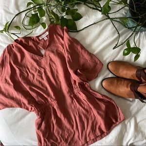 Short Sleeve V-Neck Side Runched Blouse